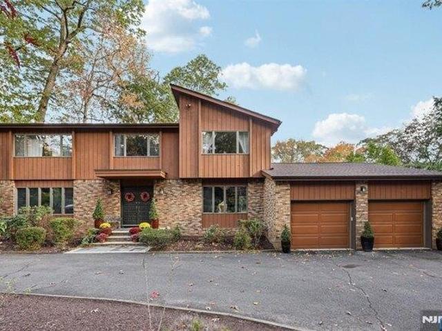 House for sale in Alpine, Bergen County