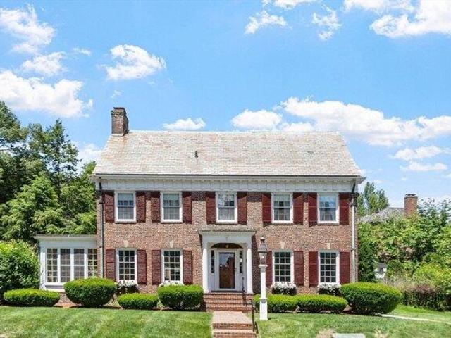 House for sale in Andover, Massachusetts