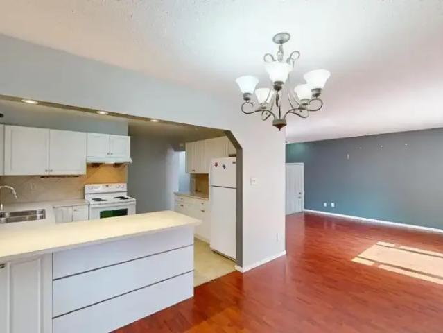 Apartment for rent in Forest Heights, Calgary