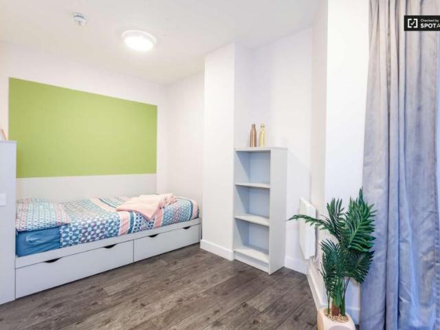 Apartment to rent in Bluebell, North Tipperary