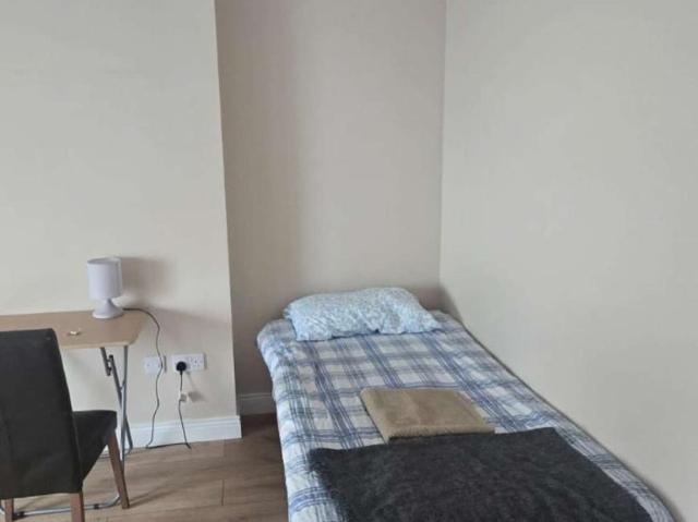 Apartment to rent in Bluebell, North Tipperary