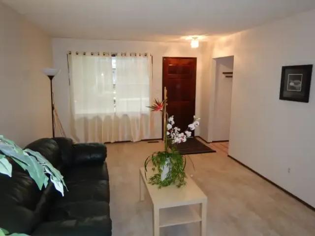 Apartment for rent in Wedgewood, Alberta