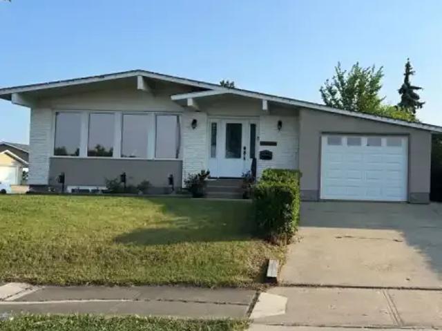Apartment for rent in Wedgewood, Alberta