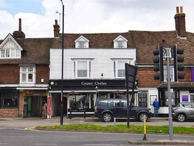 Maisonette for sale in Bridgefield, Kent