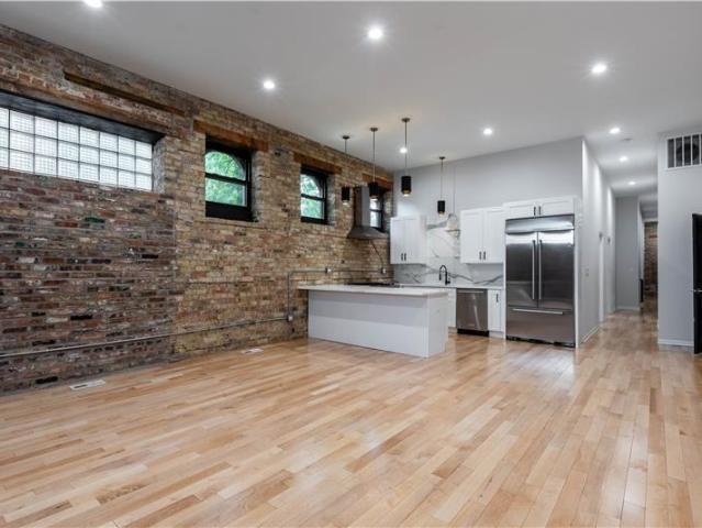 Apartment for rent in Chicago Park, Illinois