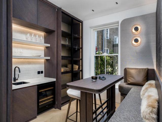 Apartment for rent in Kensington, Greater London