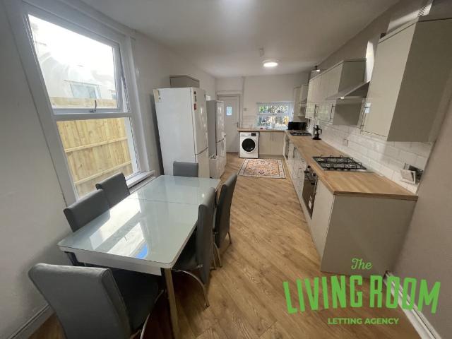 Apartment for rent in Falcon Lodge, Wales