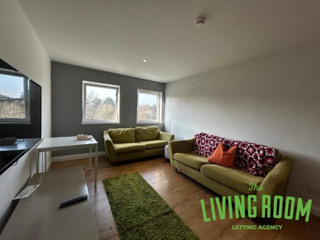 Apartment for rent in Maindy, Cardiff