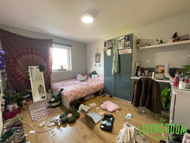 Apartment for rent in Falcon Lodge, Wales