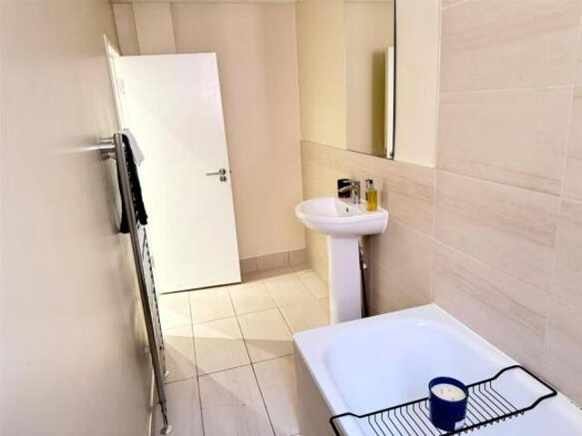 Apartment for rent in Newington, Scotland