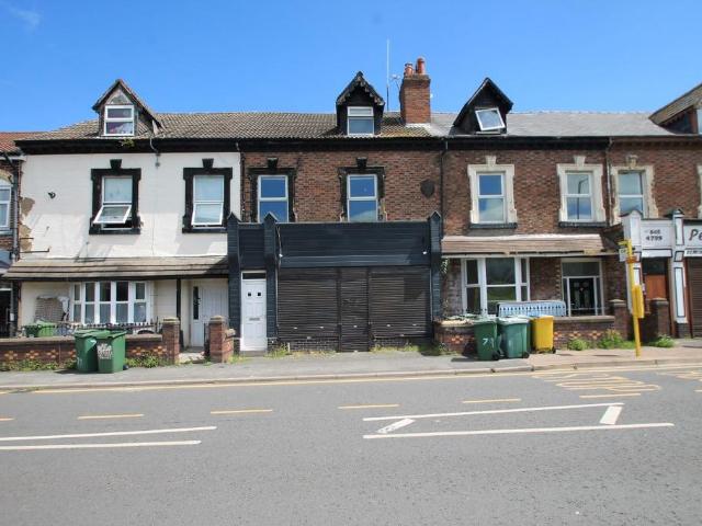 Flat for sale in South Tranmere, Birkenhead