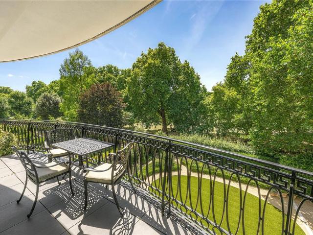 Flat for sale in St. James's, Mayfair