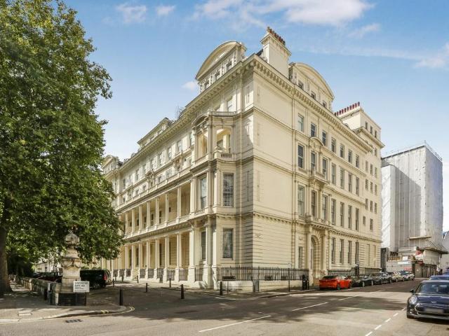 Flat for sale in Paddington, Isle Of Man
