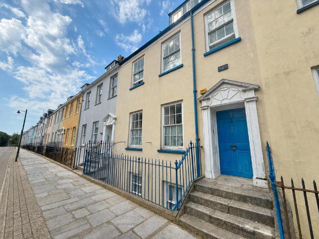 Flat for sale in Stonehouse, Mount Wise