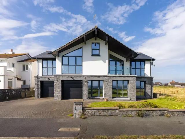 Flat for sale in Port St Mary