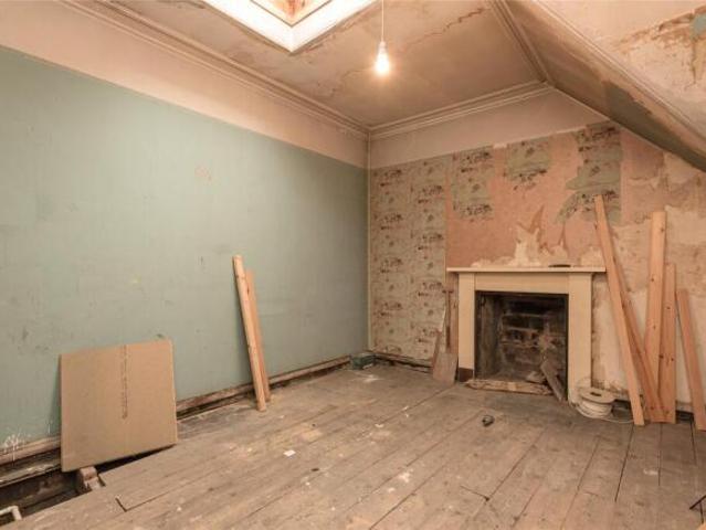 Apartment for sale in Haymarket, Scotland
