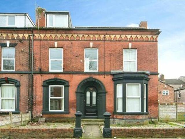 House for sale in Calderstones