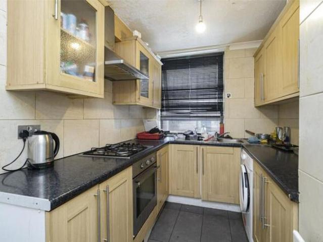 Apartment for sale in Poplar Grove, Greater London
