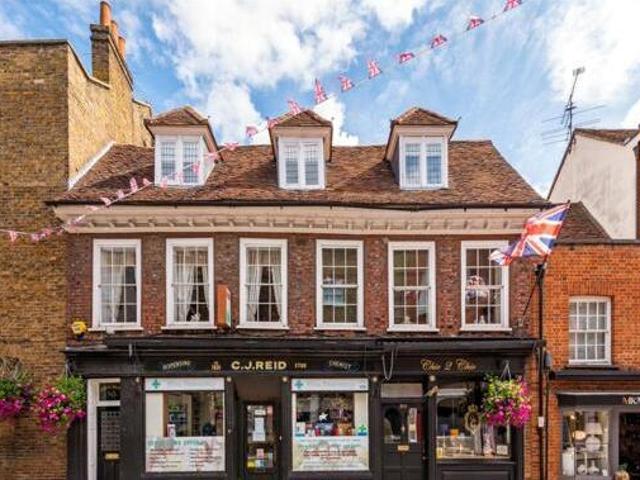 House for sale in Lambourn, West Berkshire