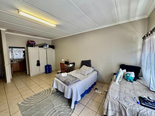 Apartment for sale in Dr Kenneth Kaunda, North West