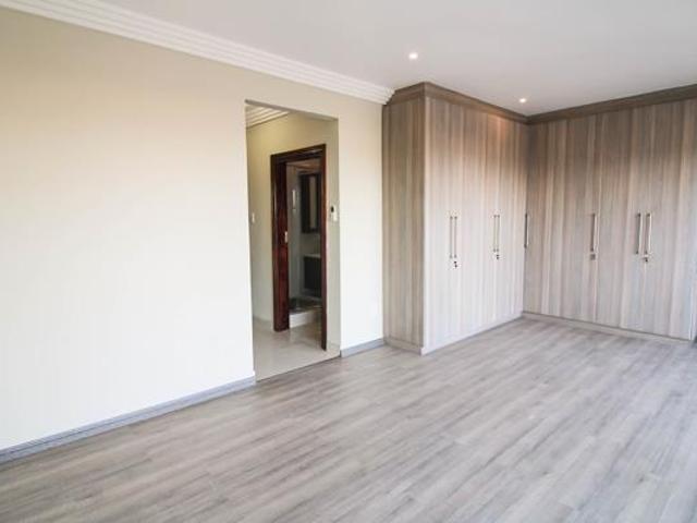 Apartment for rent in Seaview, Kwazulu-natal