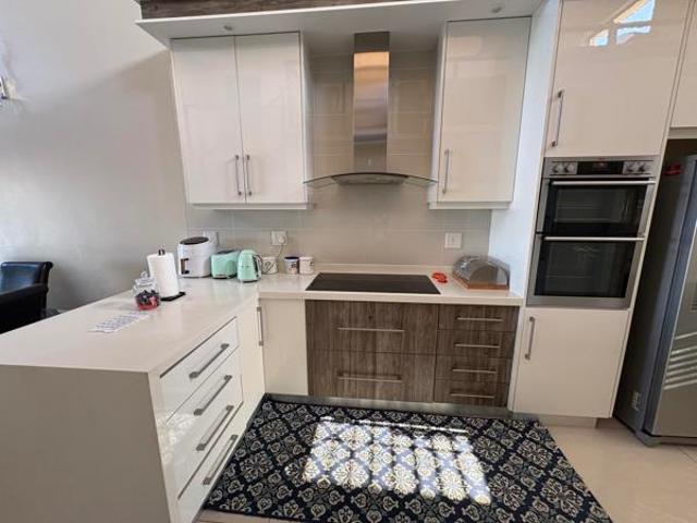 Apartment for rent in Seaview, Kwazulu-natal