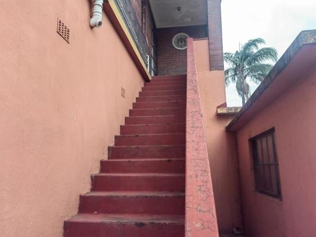 Apartment for rent in Mount Moreland, Kwazulu-natal