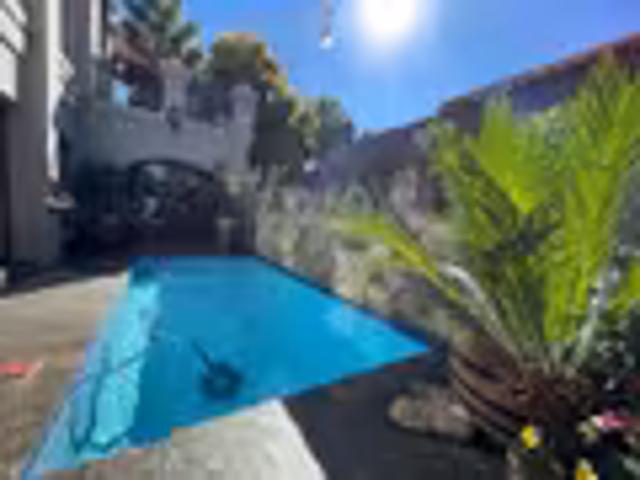 Apartment for sale in Oranjeville, Free State