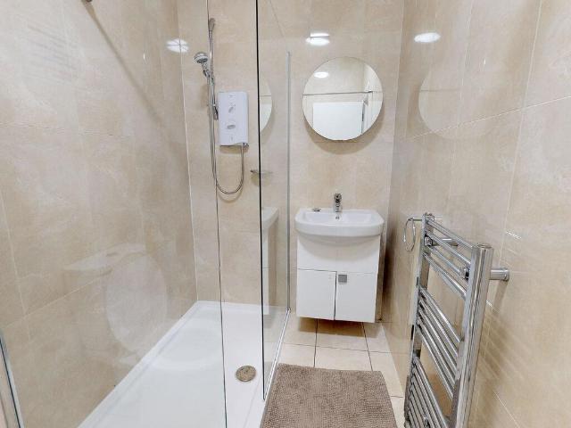 Flat for rent in Greenbank, Mount Wise