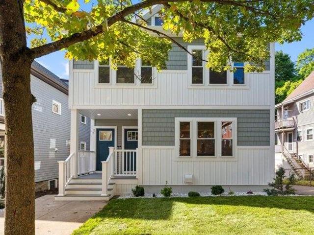 Condo for sale in Arlington, Massachusetts