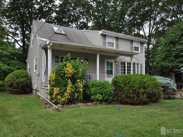 House for sale in Avenel House for sale in Avenel