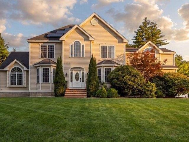 House for sale in Ayer, Middlesex County