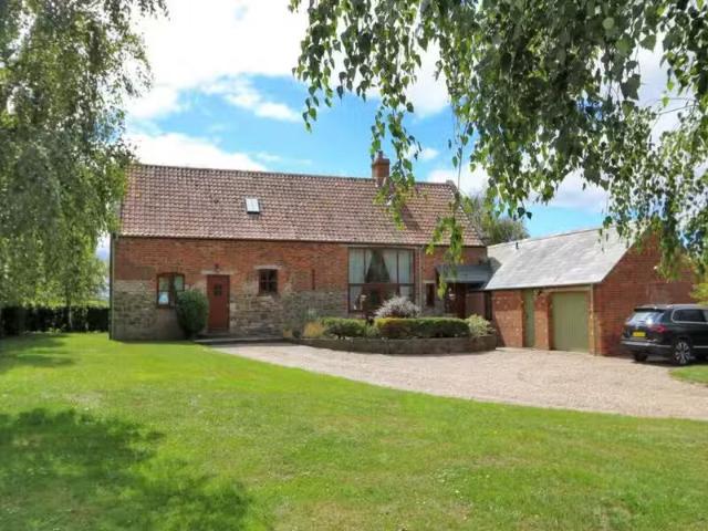 House for rent in Berkeley, Stroud