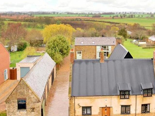 House for sale in Northamptonshire