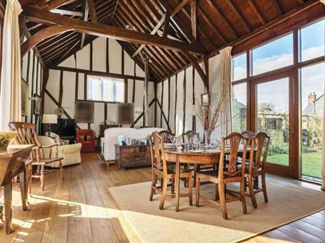 House for sale in Devizes, Wiltshire