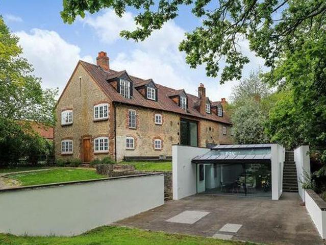 House for sale in City of London, Greater London