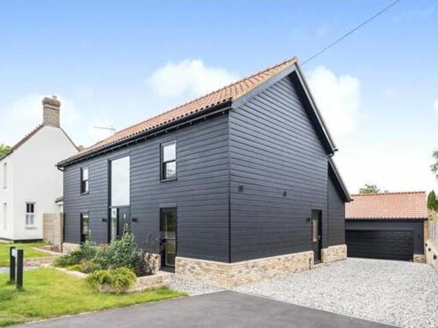 House for sale in King's Walden, Hertfordshire