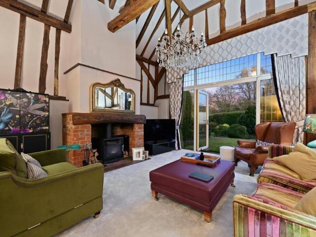 House for rent in Bucks Hill, Batchworth