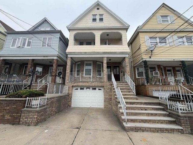 House for sale in Hudson, New Jersey