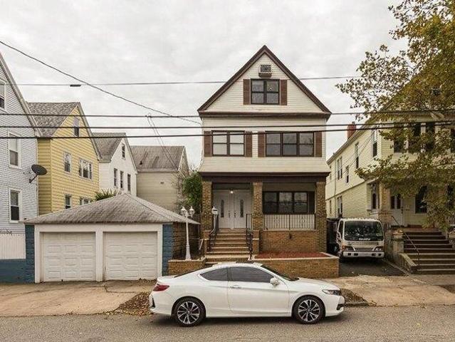 House for sale in Hudson, New Jersey