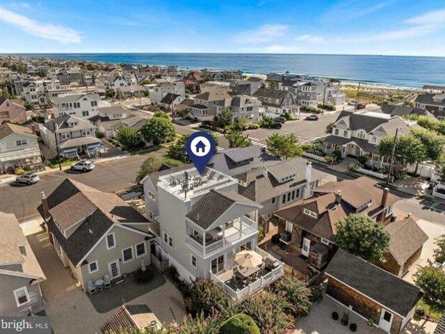 House for sale in Beach Haven Historic District, Beach Haven