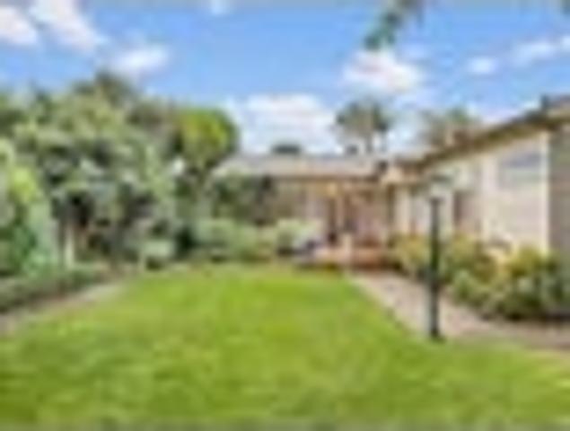 House for sale in Awhitu