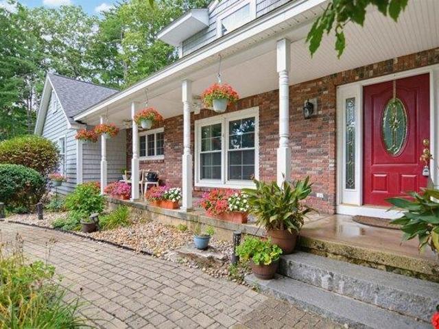 House for sale in New Hampshire