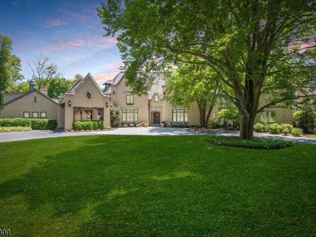 House for sale in Bernardsville, New Jersey