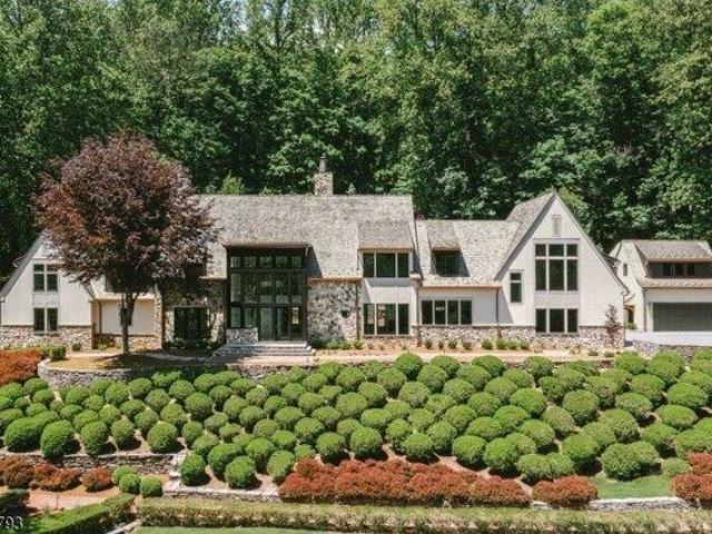 House for sale in Bernardsville, New Jersey