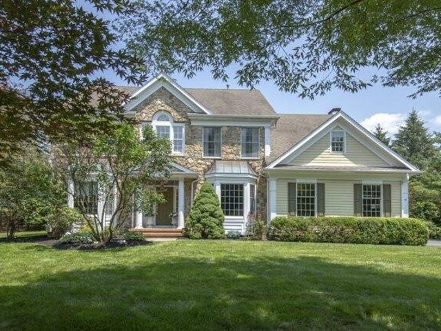 House for sale in Bernardsville