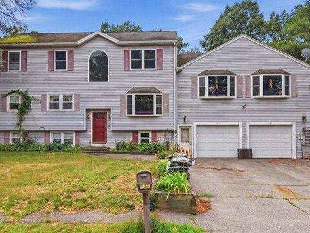 House for sale in Billerica, Massachusetts