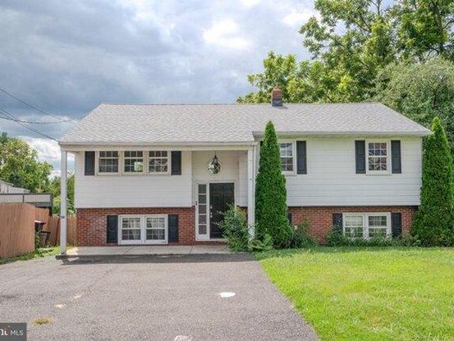 House for sale in Hilltop, Gloucester Township
