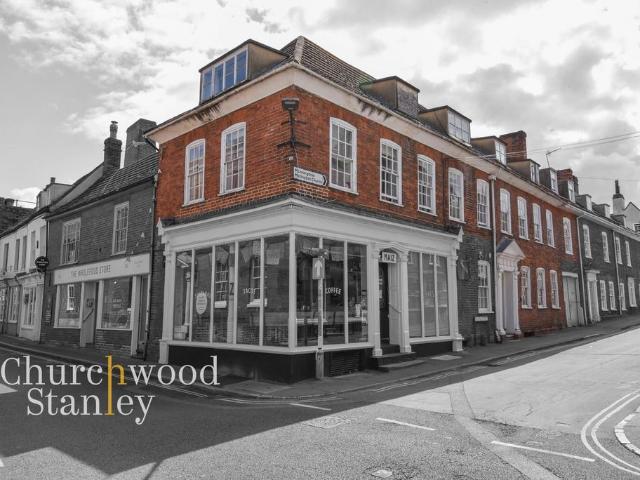 Flat for sale in Dale Hill, Essex