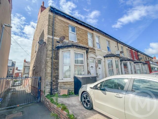 Flat for sale in Queenstown, Blackpool